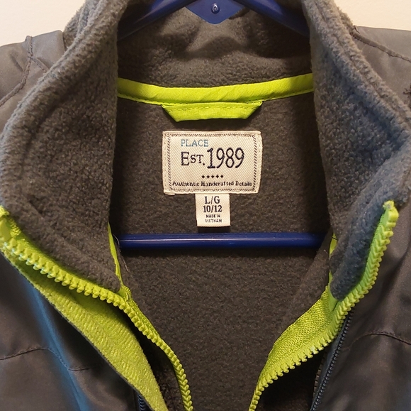 Gray and Green Hooded Jacket With Removable Liner - Picture 4 of 7